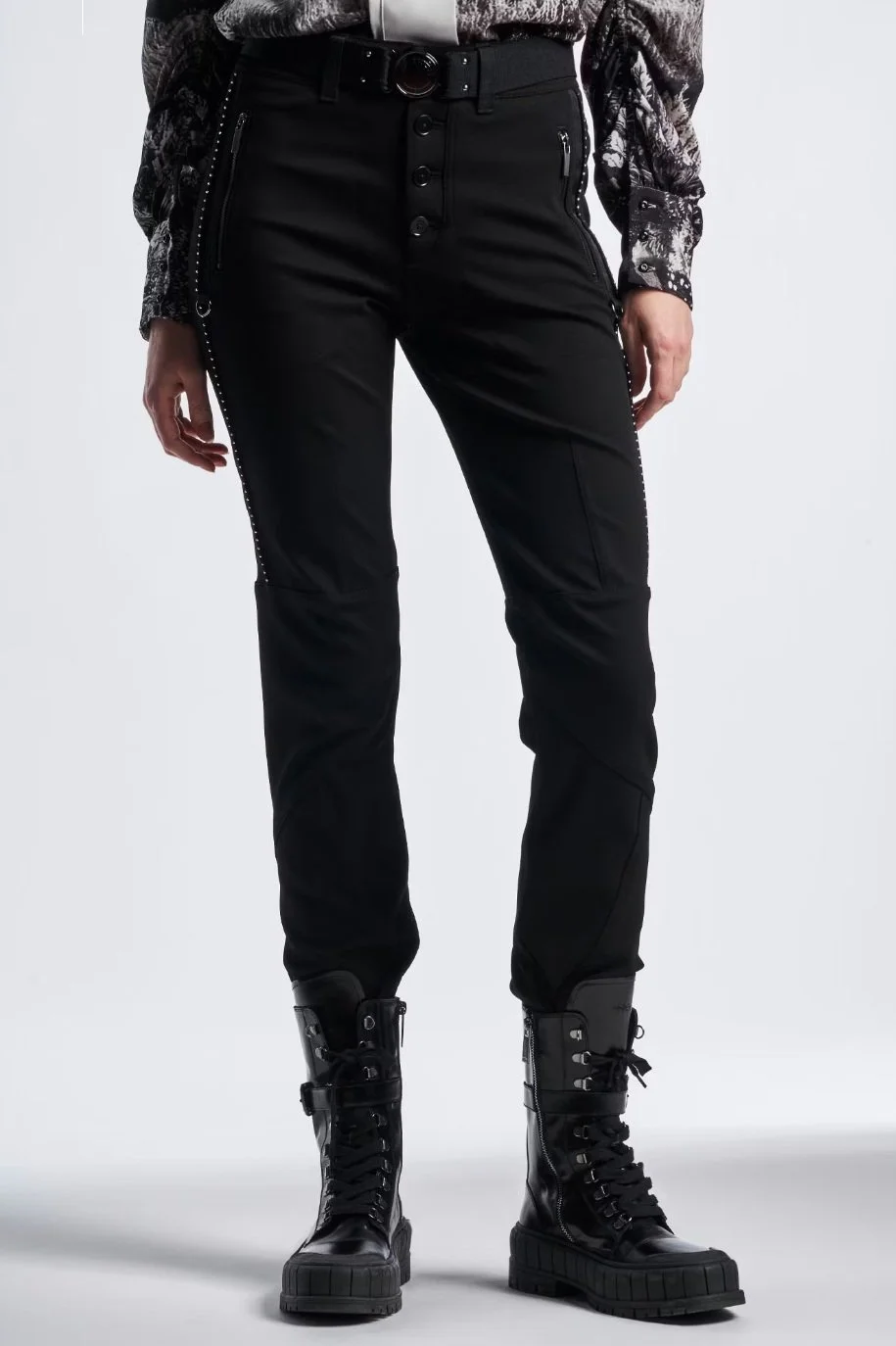 High Everyday Couture Black Slim Fit Pants with Belt Wayward Vetements de createurs Designer clothes Montreal Boutique Henriette L